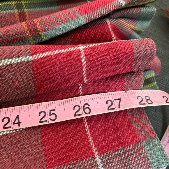 Pure new wool mid length pleated skirt - Picture 5 of 6